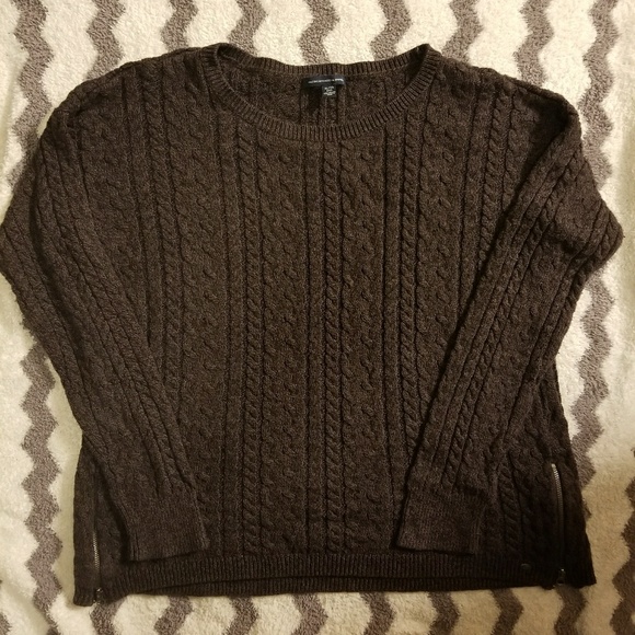 American Eagle Cable Knit Sweater - Picture 1 of 4